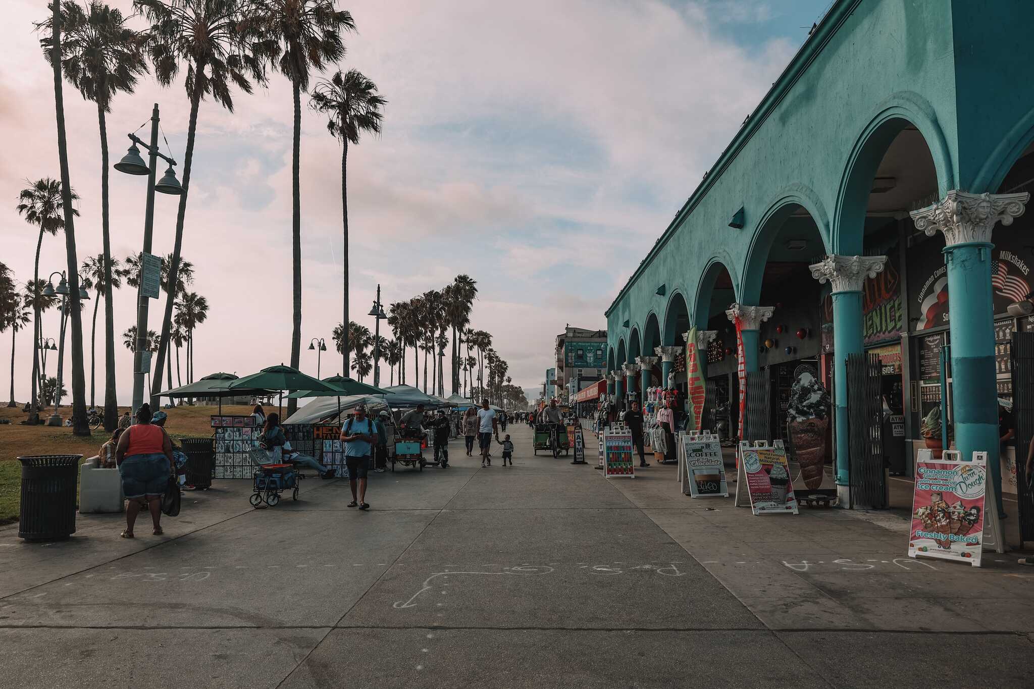LA