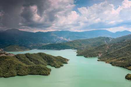 Lake Bovilla, Albania