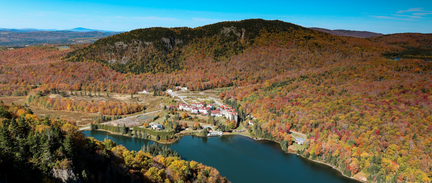fall colours over Dixville Notch at the summit of Table Rock